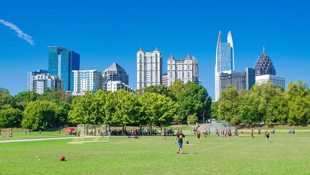 Angelic Central Midtown Home One Block From Piedmont Park アトランタ エクステリア 写真