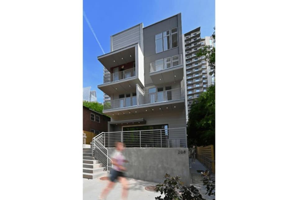 Angelic Central Midtown Home One Block From Piedmont Park アトランタ エクステリア 写真